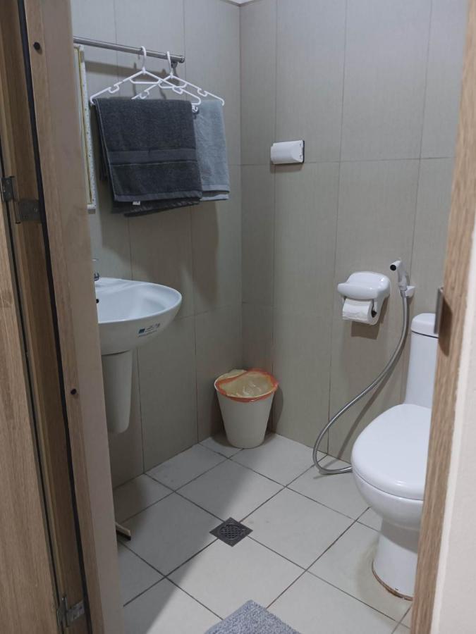 Breeze Residences - 1Br Unit With Balcony -Top Floor Manille Extérieur photo